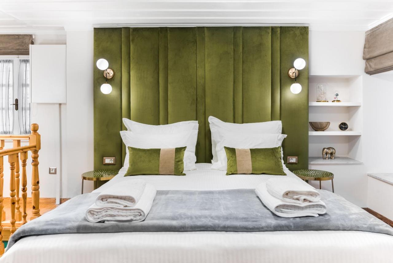 Mavrogenous Luxury Apartments 나플리오 외부 사진