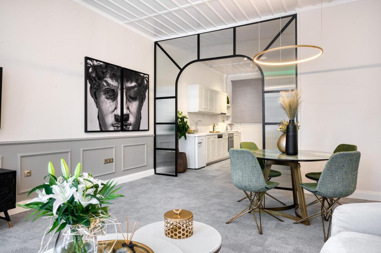Mavrogenous Luxury Apartments 나플리오 외부 사진