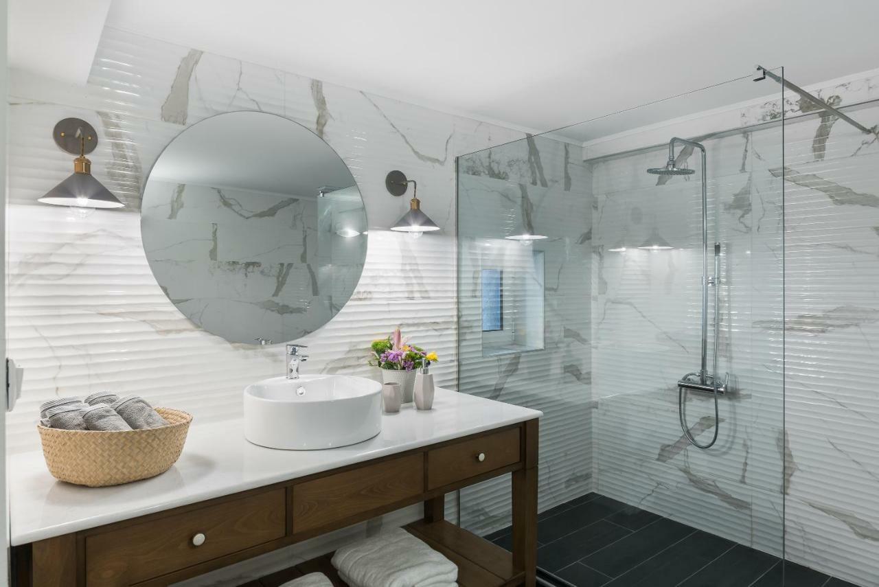 Mavrogenous Luxury Apartments 나플리오 외부 사진