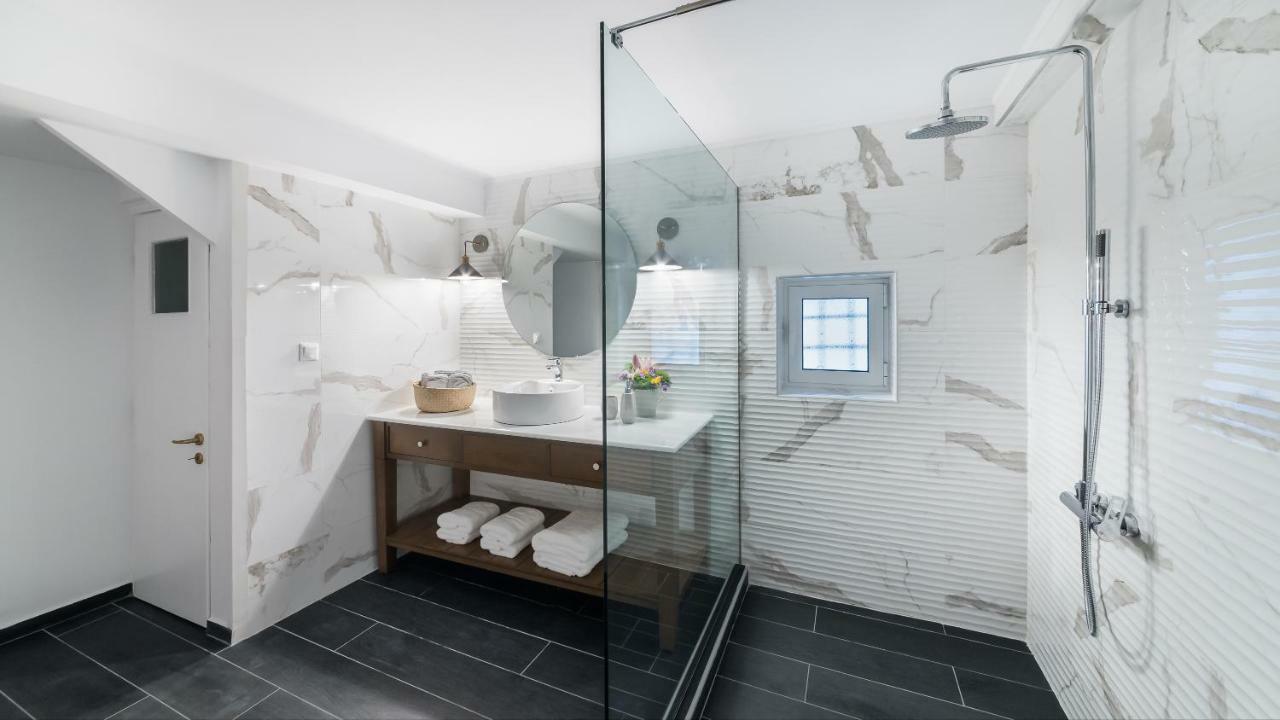 Mavrogenous Luxury Apartments 나플리오 외부 사진