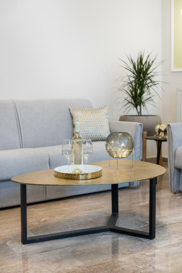 Mavrogenous Luxury Apartments 나플리오 외부 사진