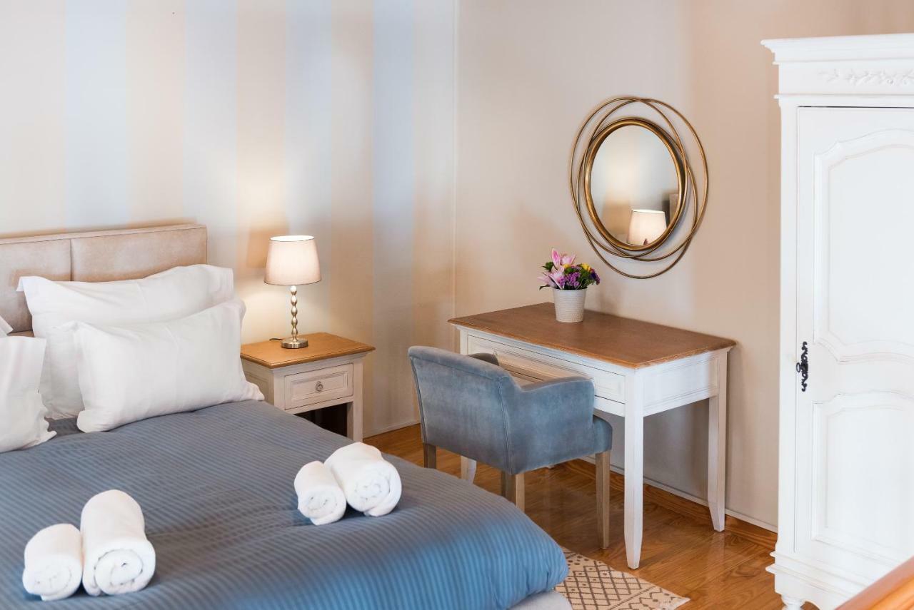 Mavrogenous Luxury Apartments 나플리오 외부 사진